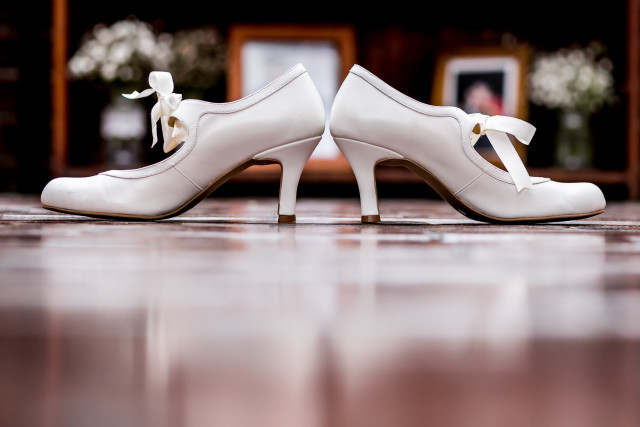 zapatos-de-matrimonio-blancos